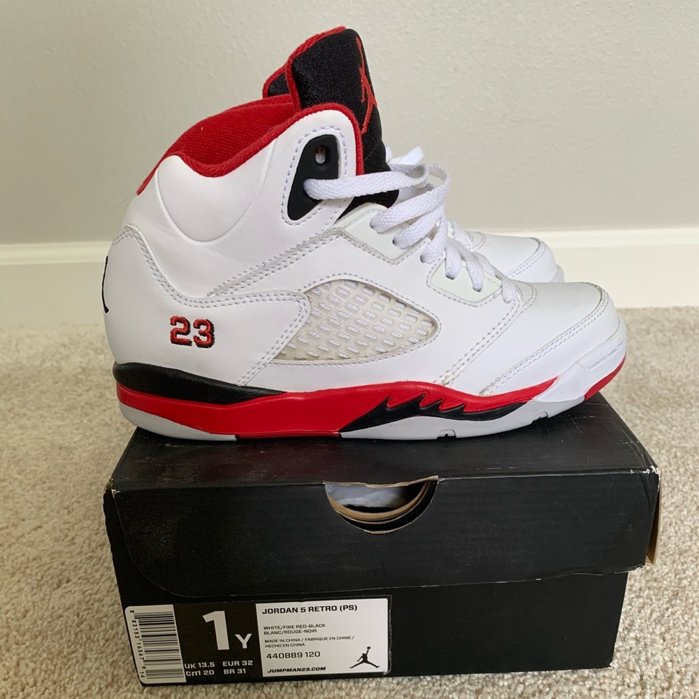 JORDAN 5 RETRO